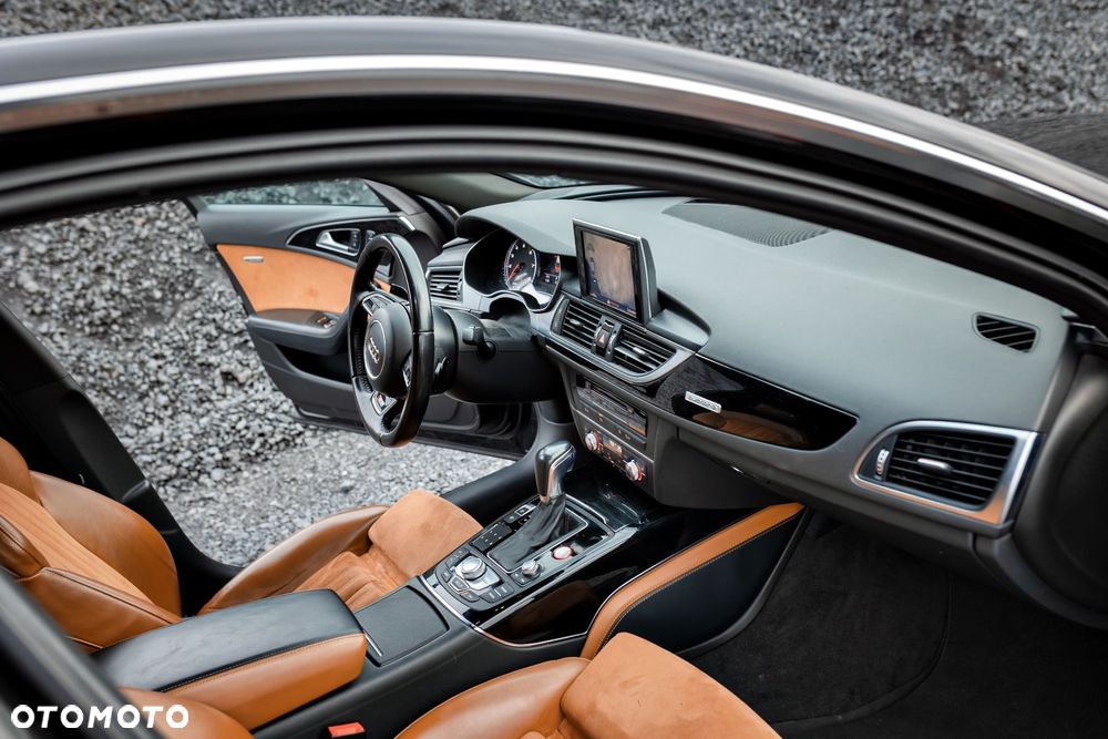 Audi S6 Limousine - 30