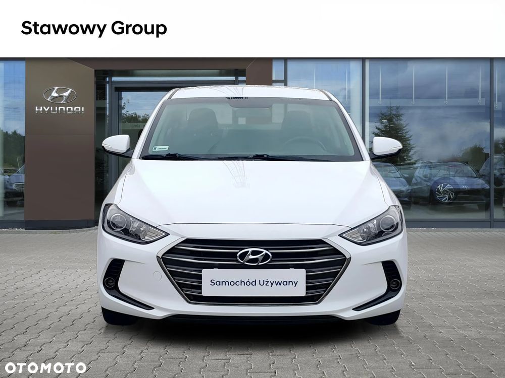 Hyundai Elantra 1.6 Comfort - 8