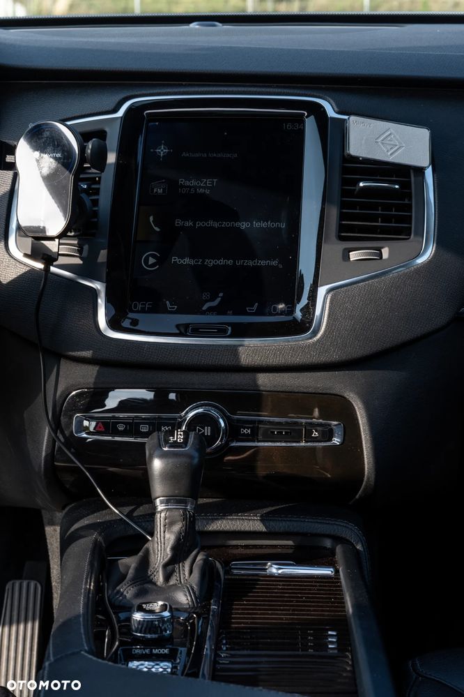 Volvo XC 90 T5 AWD Geartronic Momentum - 13