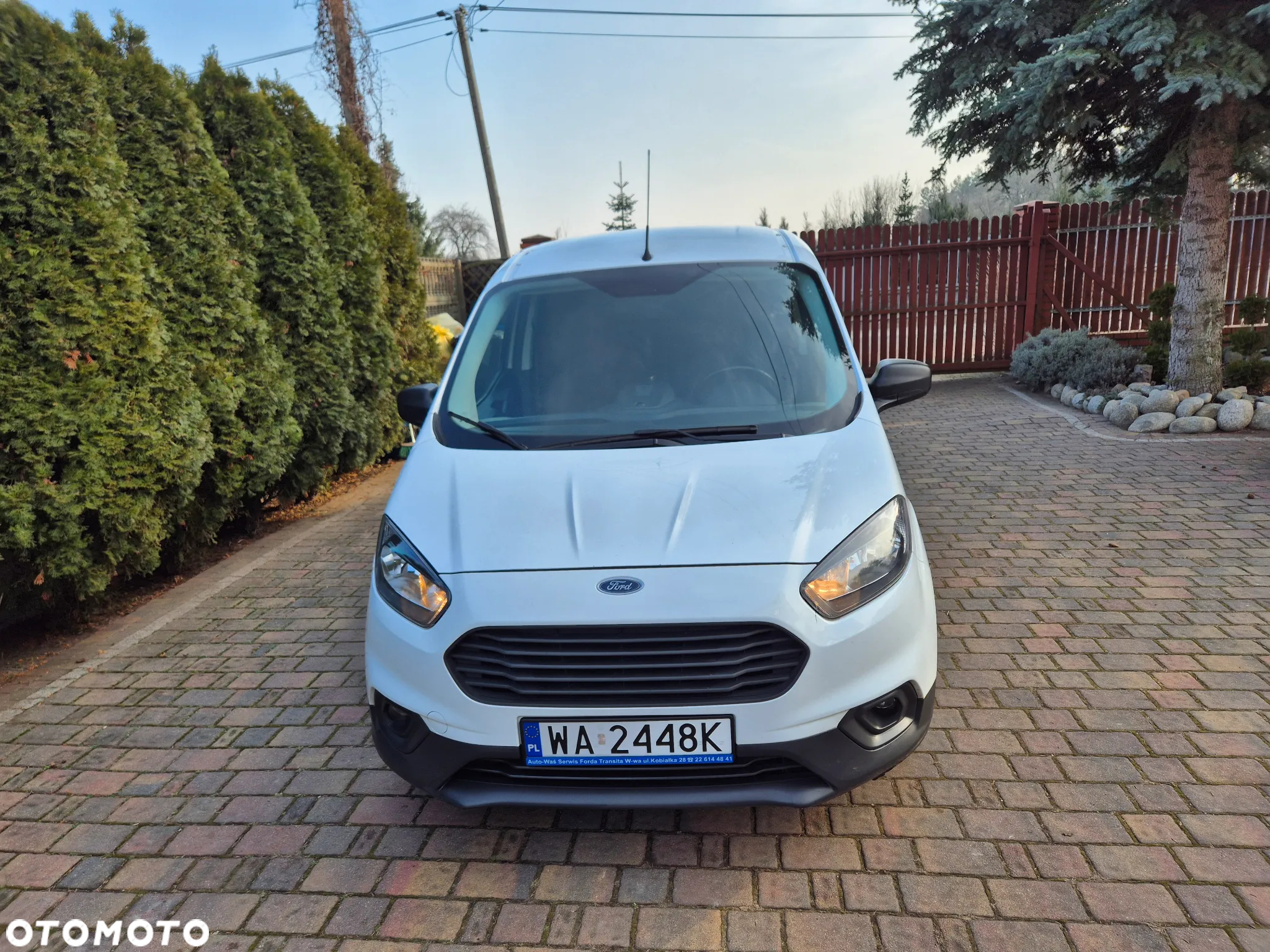 Ford Transit Courier S&S Basis - 10