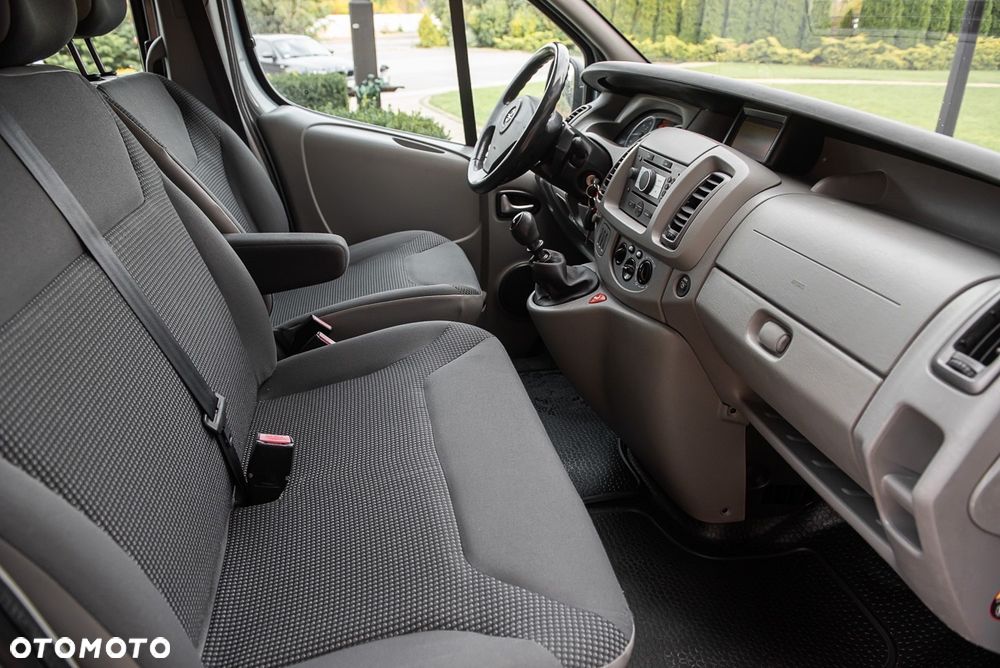 Opel Vivaro - 21