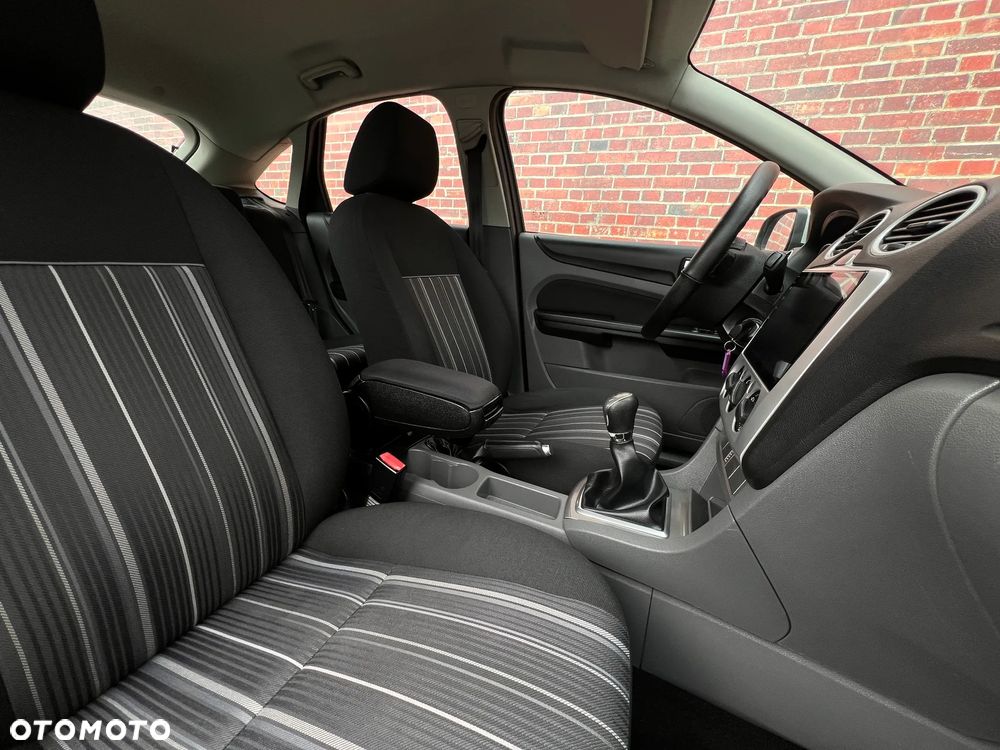 Ford Focus - 15