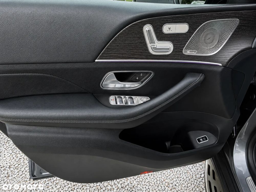 Mercedes-Benz GLE - 22