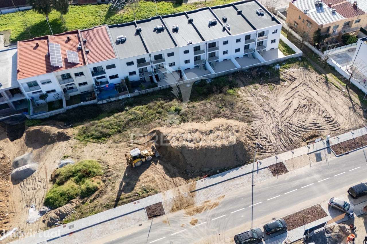 Moradia Térrea T4 em Estrutura – Soutelo, Vila Verde - Grande imagem: 3/35