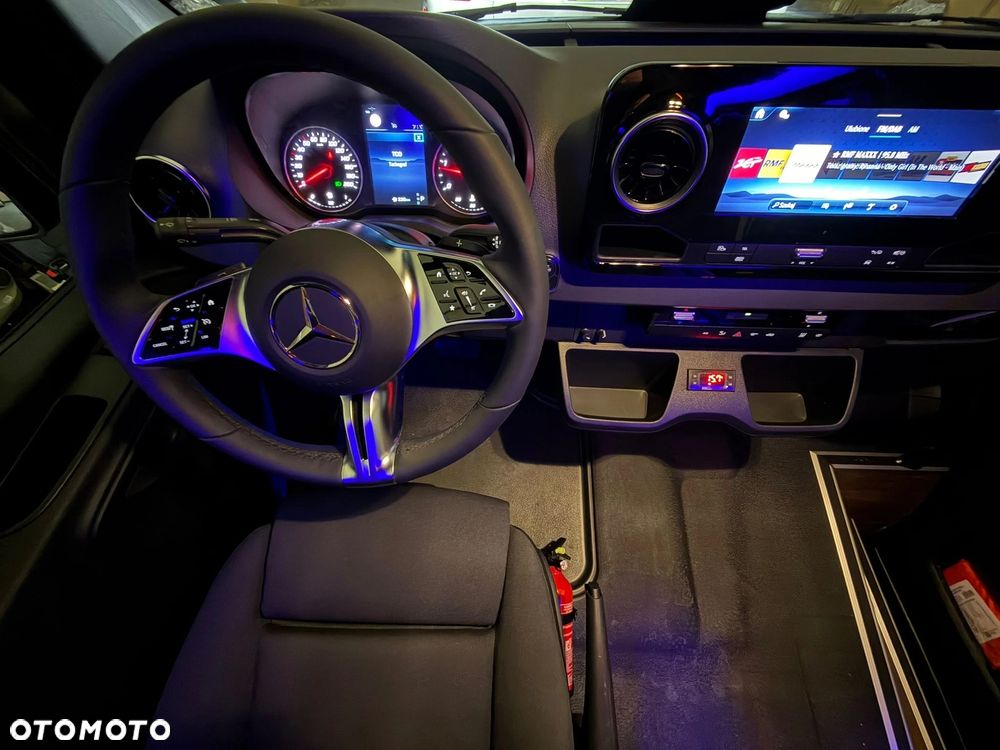 Mercedes-Benz Sprinter 519 - 16