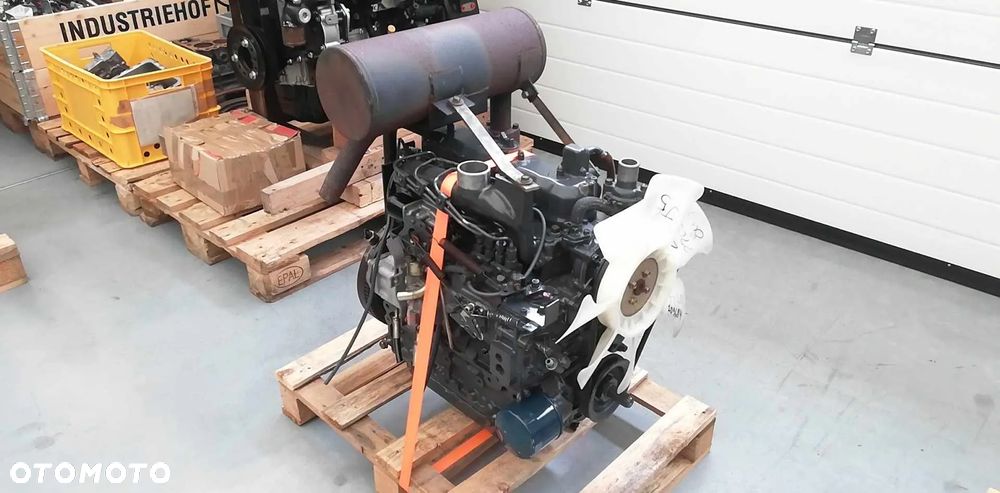 SILNIK KUBOTA V2203 - CL1305 35.9 kW 14552 netto - 1