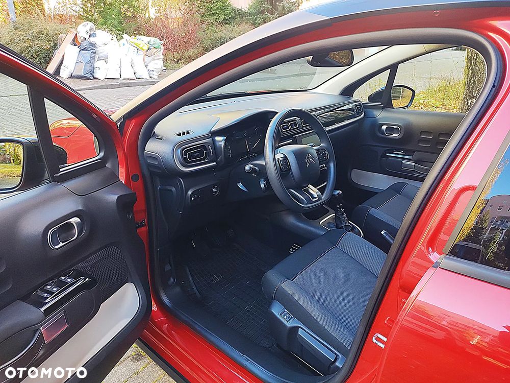 Citroën C3 1.2 PureTech Shine - 17