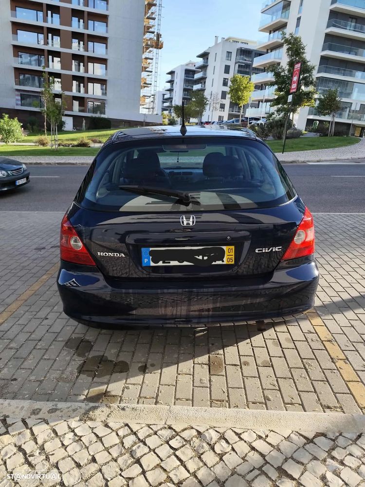Honda Civic 1.4 LS - 3