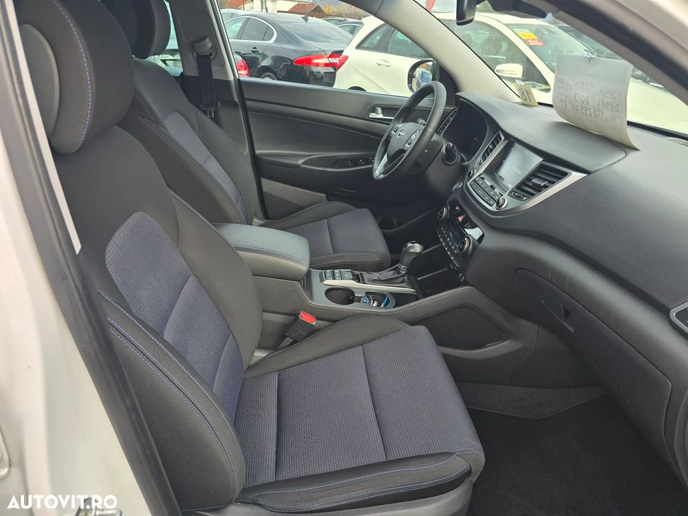 Hyundai Tucson blue 1.7 CRDi 2WD DCT Advantage - 9