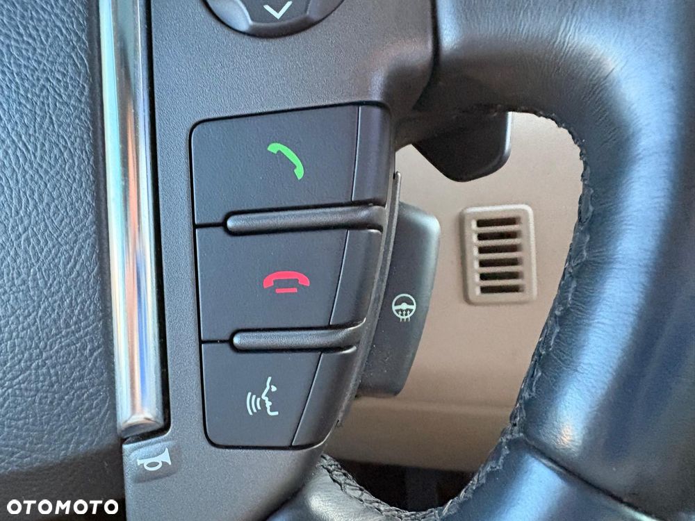 Land Rover Discovery 3.0 Si6 HSE Luxury - 24