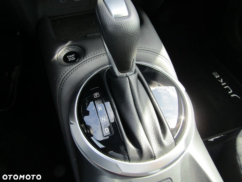 Nissan Juke 1.0 DIG-T N-Connecta DCT - 16