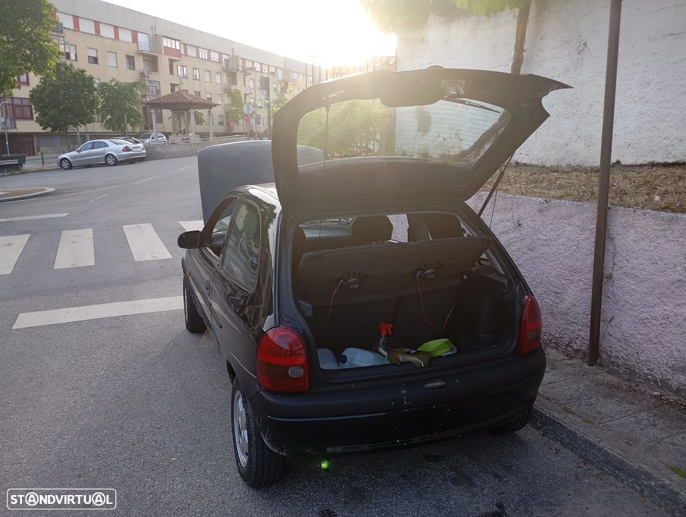 Opel Corsa 1.0 - 7