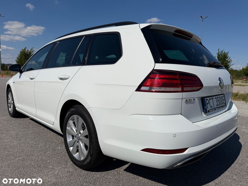 Volkswagen Golf 1.5 TSI BMT Comfortline - 12