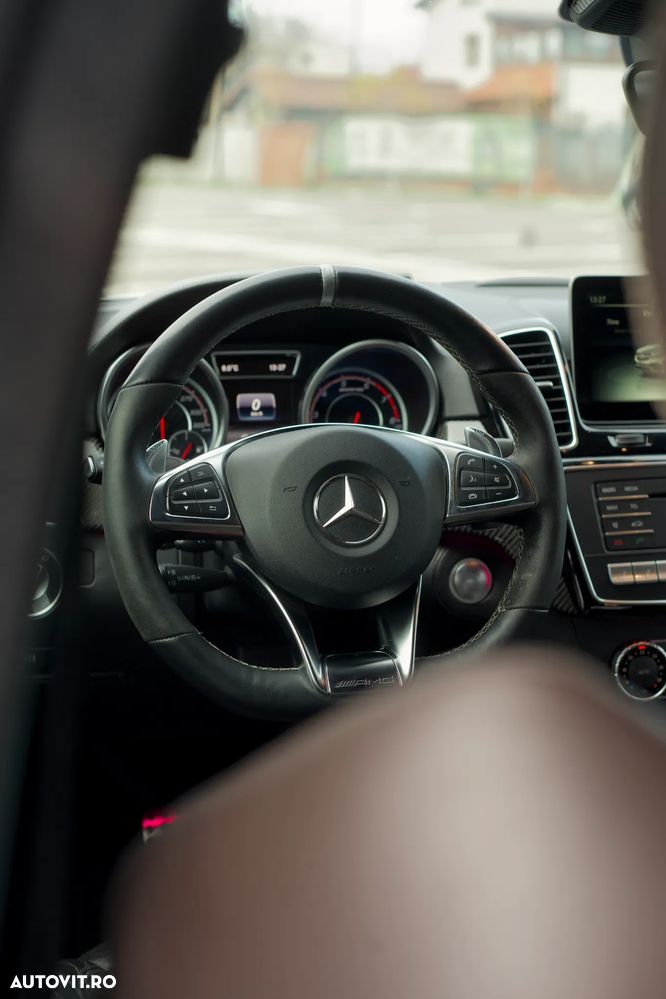 Mercedes-Benz GLE - 16