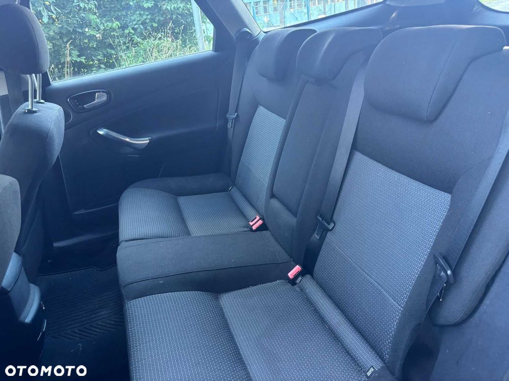 Ford Mondeo - 2