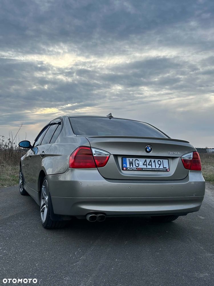 BMW Seria 3 - 25