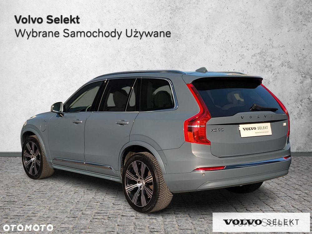 Volvo XC 90 - 9