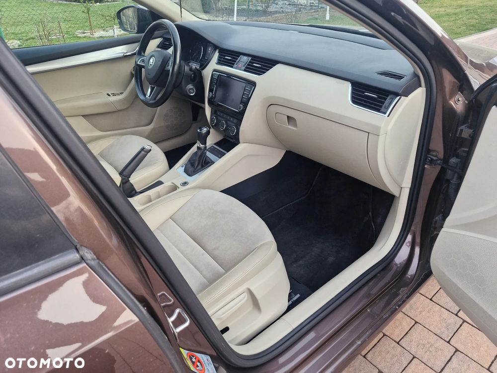 Skoda Octavia 1.8 TSI Green tec DSG Elegance - 15