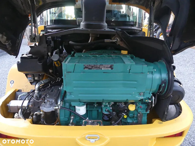 Volvo L30B PRO / Z Niemiec / 2011r / Ładny Stan / - 15