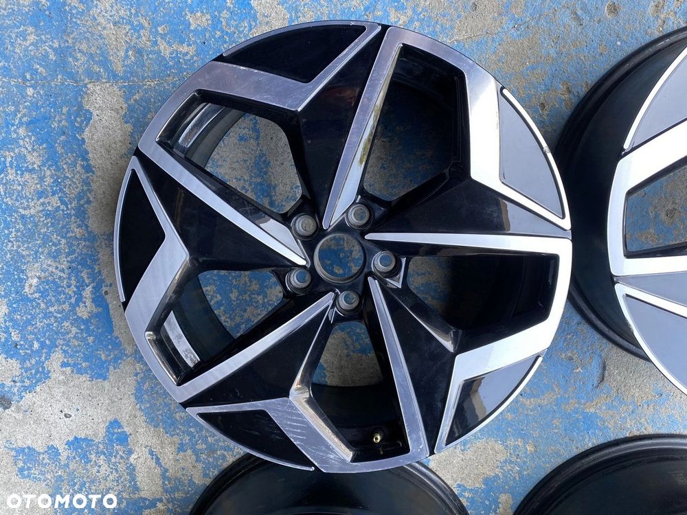 FELGI ALUMINIOWE FELGA ALUMINIOWA VW ID3 ID 3 7,5JX19 ET50 KOMPLET 10A601025H - 3