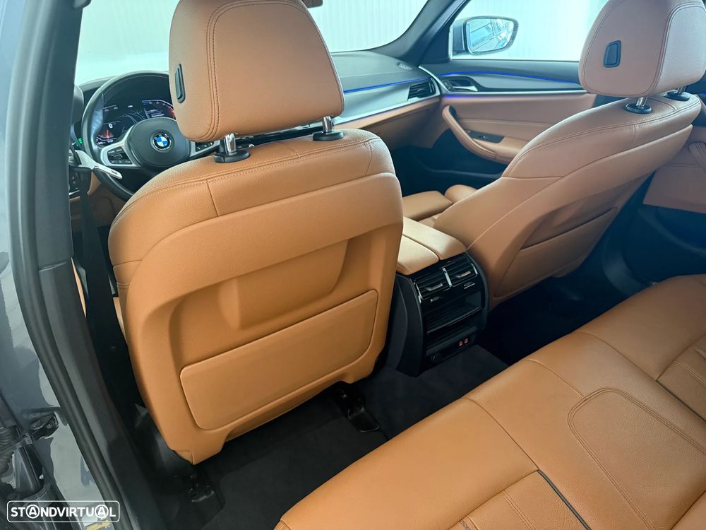 BMW 520 d Pack M Auto - 24