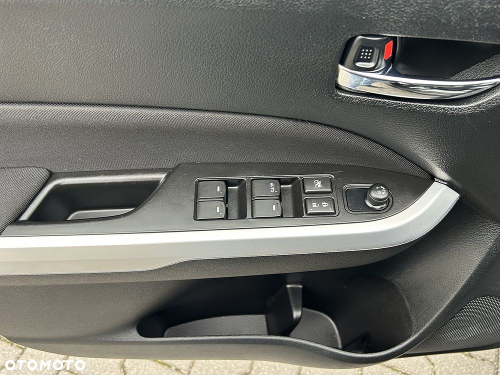 Suzuki Vitara 1.6 Premium 2WD - 30