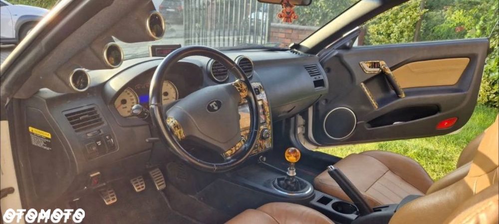 Hyundai Coupe 2.7 GLS - 11