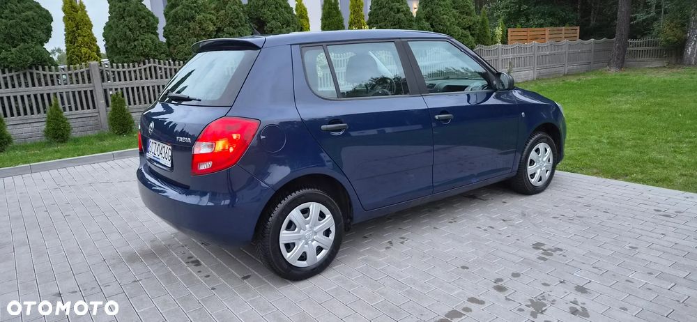 Skoda Fabia - 10