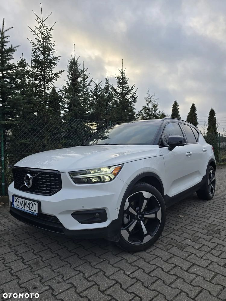 Volvo XC 40 T5 AWD R-Design - 3