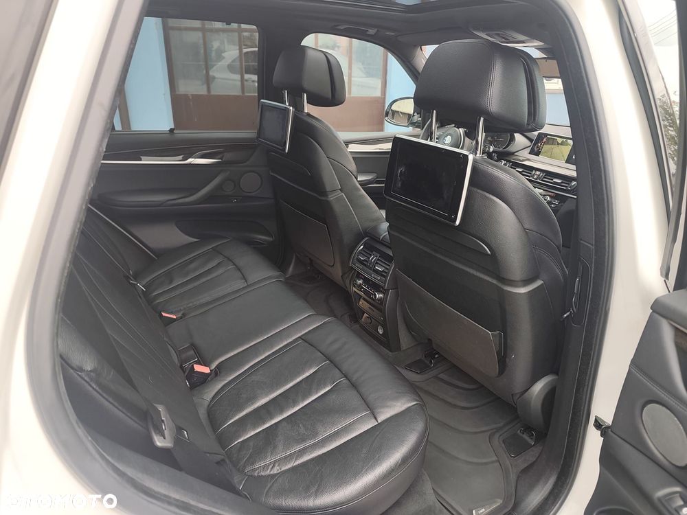 BMW X5 xDrive40d - 17
