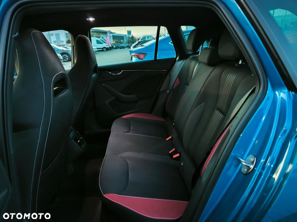 Skoda Kamiq 1.5 TSI Monte Carlo DSG - 19