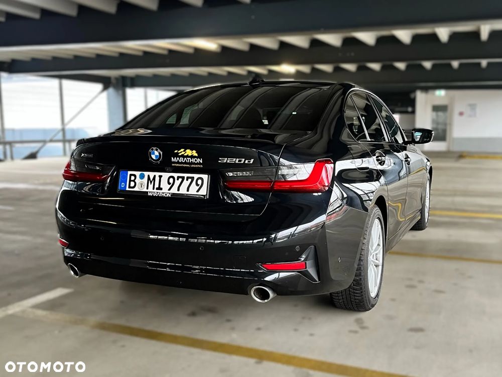 BMW Seria 3 320d xDrive Advantage - 17