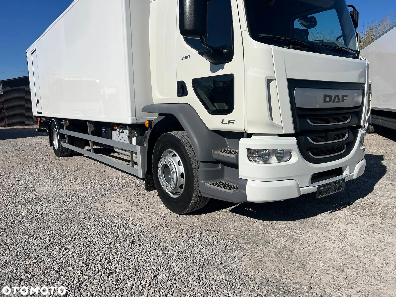 DAF LF 290 / Chłodnia / Euro 6 / Winda / - 15
