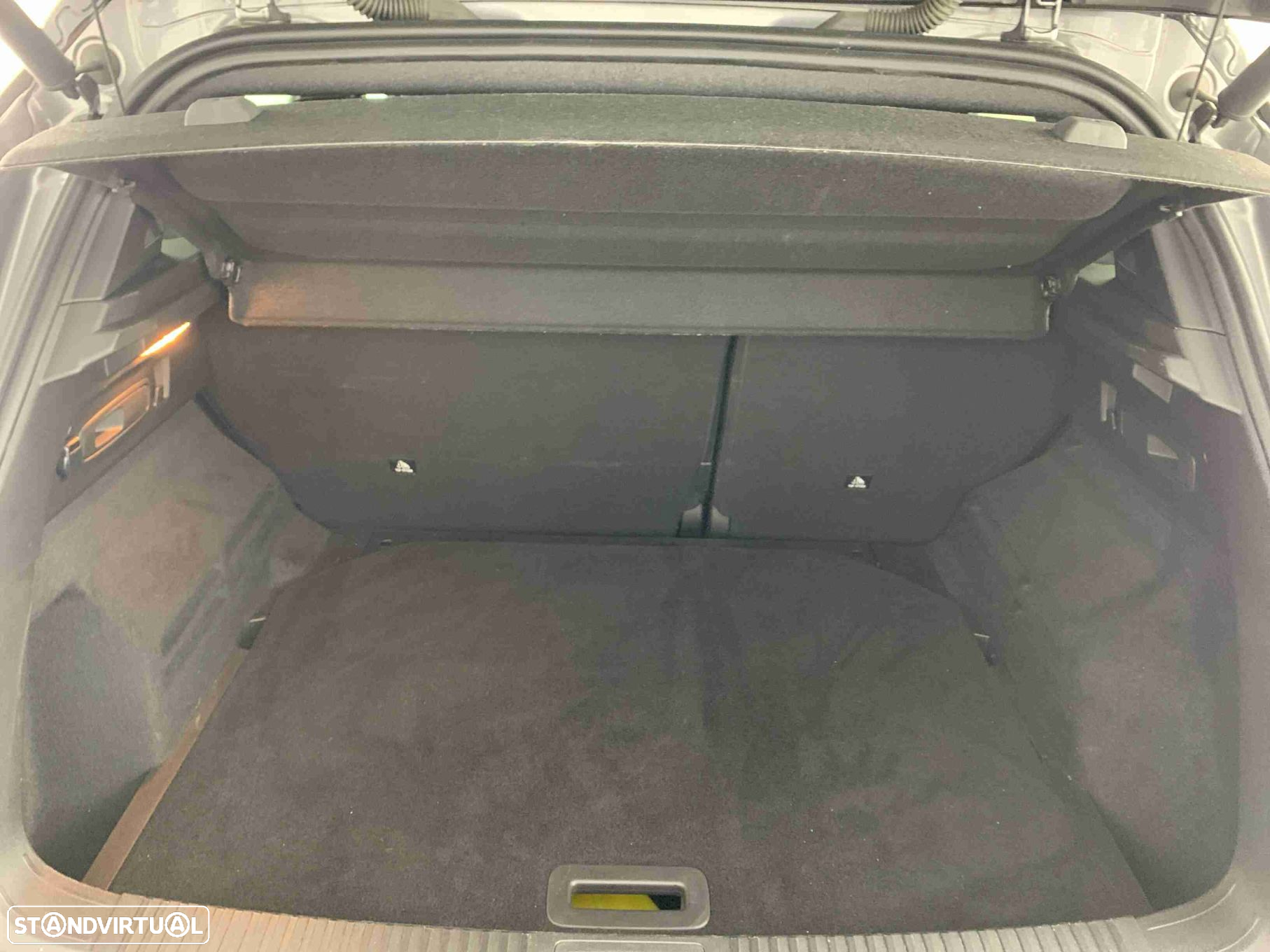 Renault Austral 1.3 Mild Hybrid Iconic Auto - 13