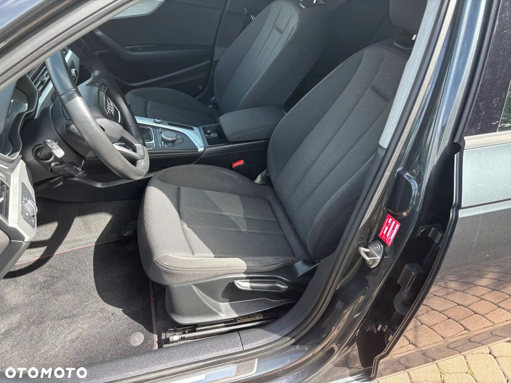 Audi A4 Avant 2.0 TDI DPF clean diesel Attraction - 19
