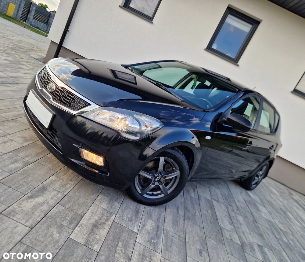 Kia Ceed 1.6 Comfort - 1
