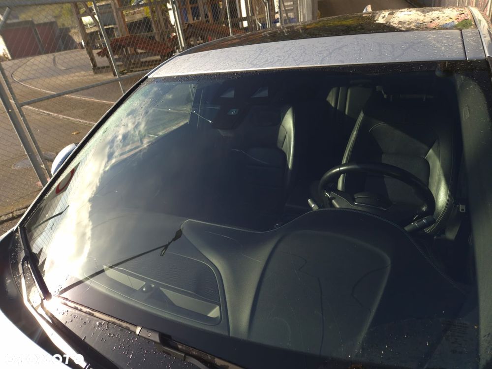 Jaguar E-Pace 2.0 P250 mHEV AWD S - 8