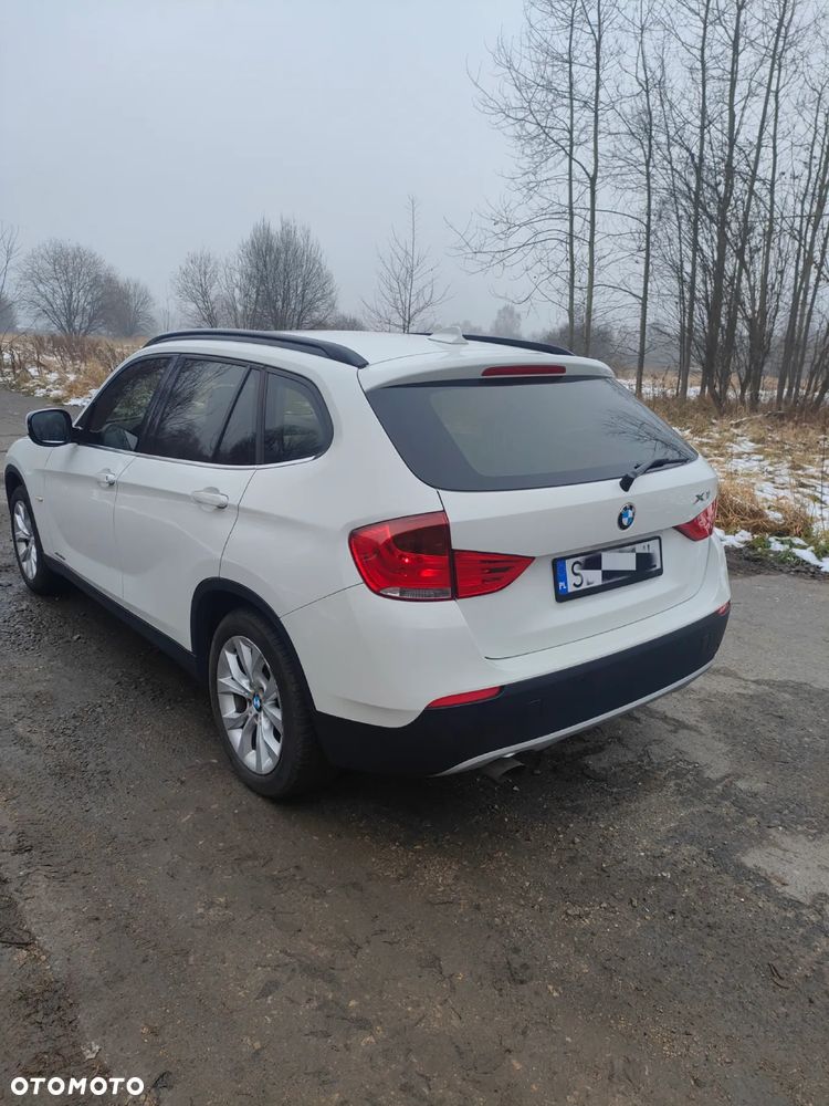 BMW X1 xDrive18d xLine - 10