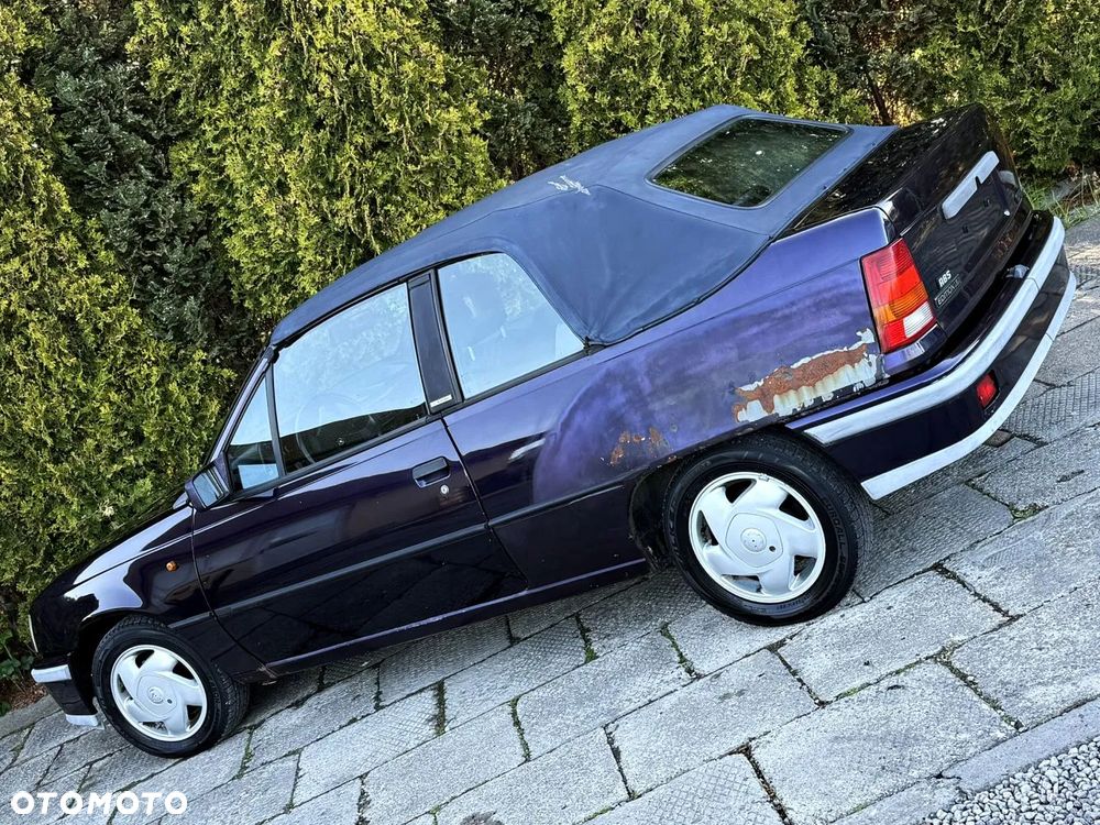 Opel Kadett E Cabriolet 1.6 - 15