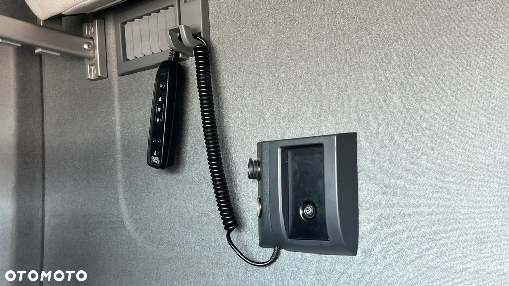 Renault T480 STANDARD - 21