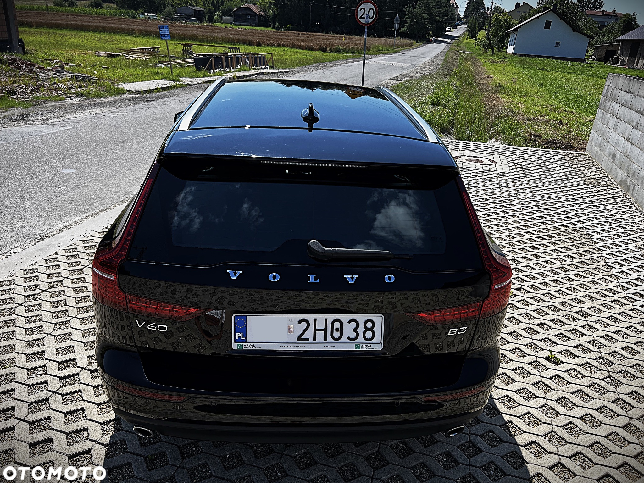 Volvo V60 B3 B Momentum Pro - 40