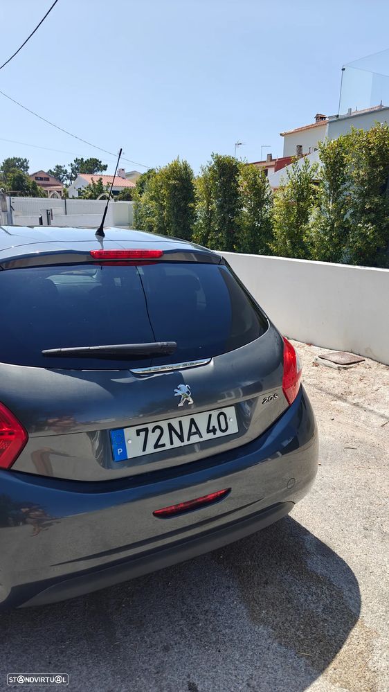 Peugeot 208 1.4 HDi - 3