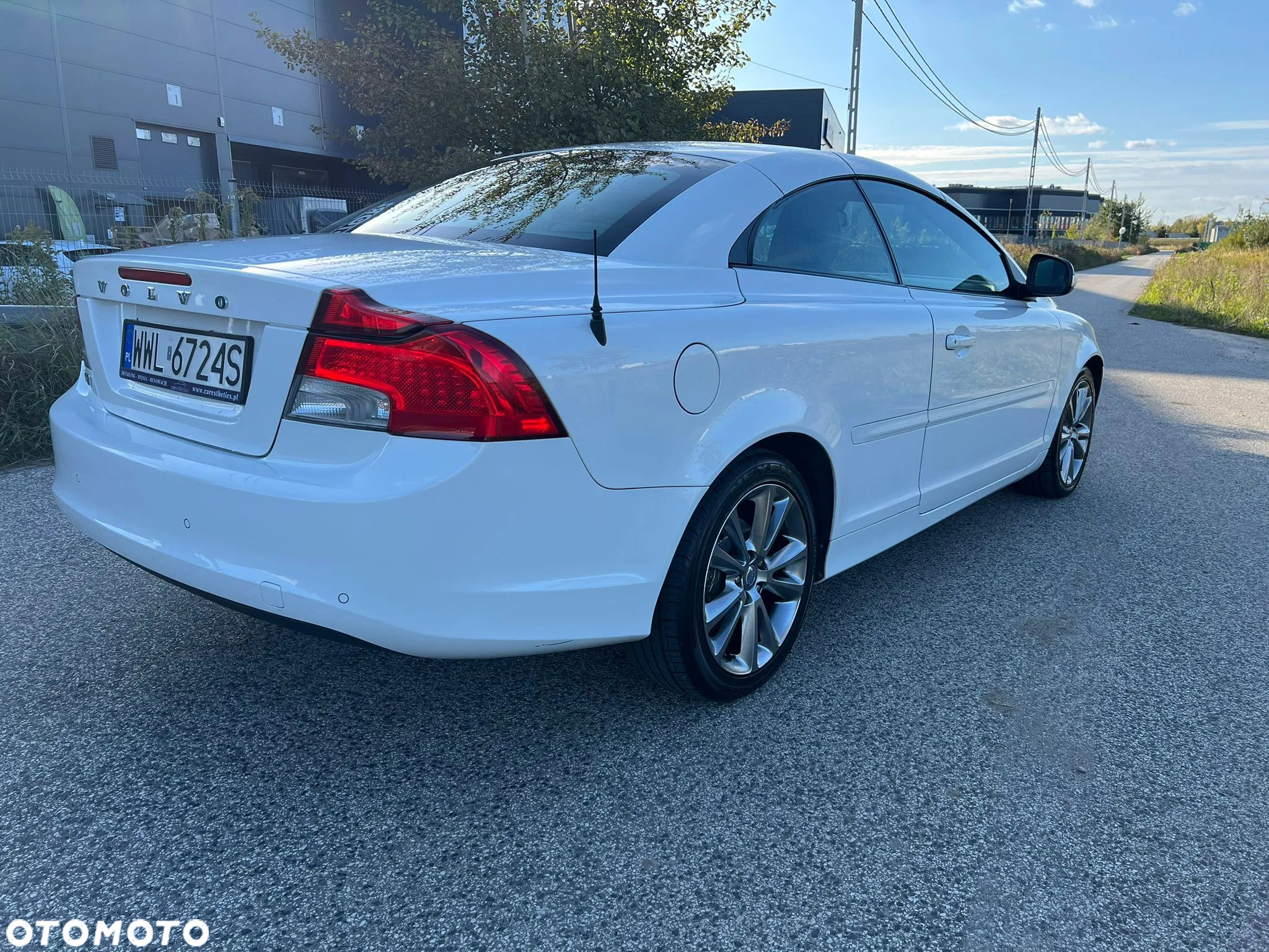 Volvo C70 2.0D Momentum - 4