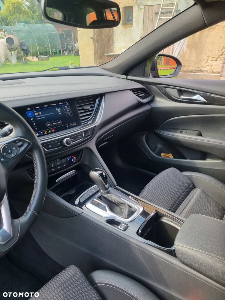 Opel Insignia 2.0 CDTI Business Elegance S&S - 11