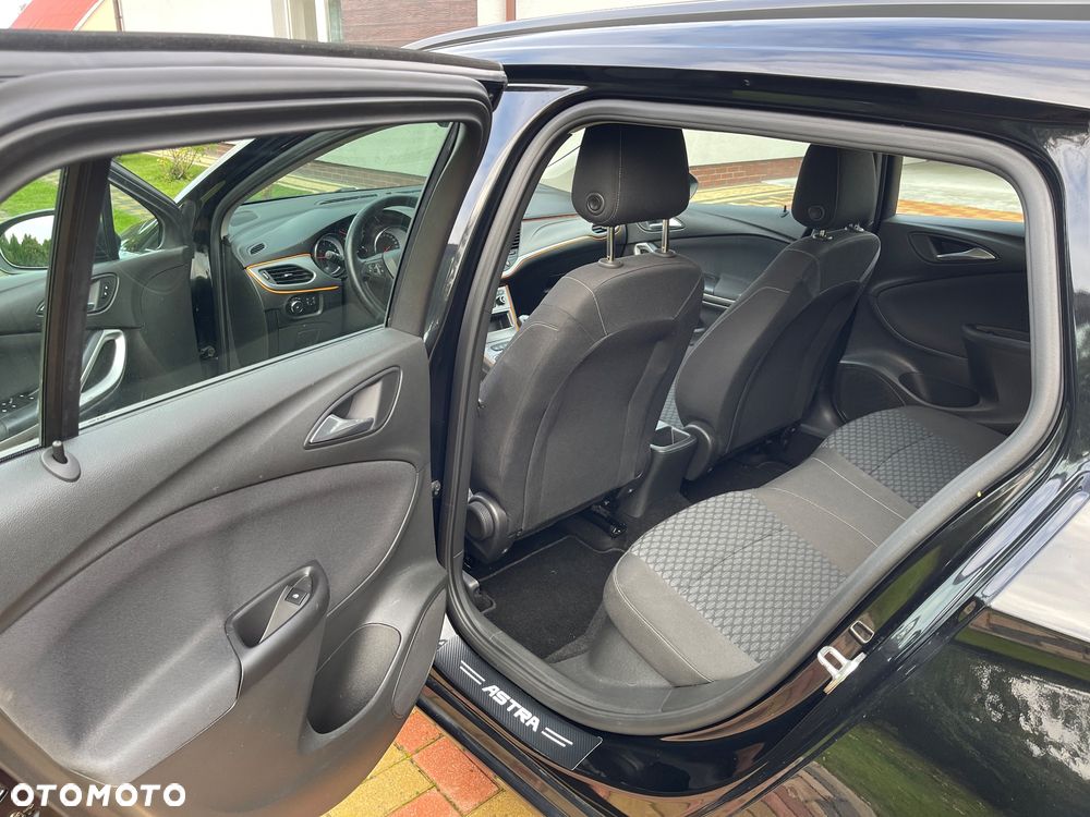Opel Astra - 11