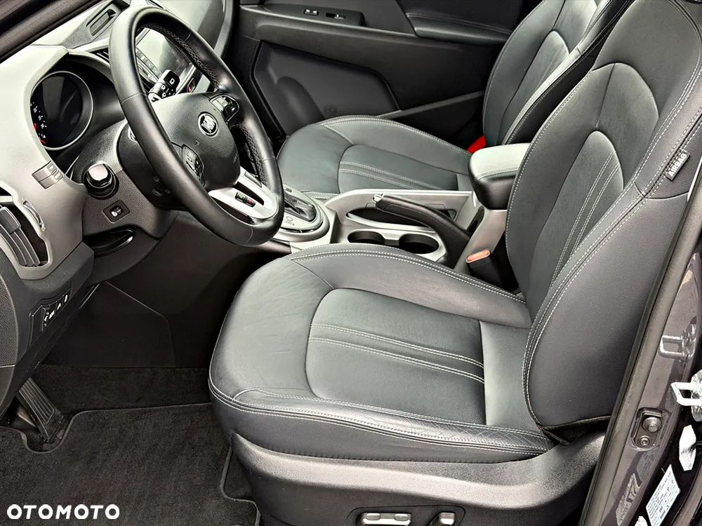 Kia Sportage 2.0 CRDI 4WD Automatik Spirit - 18