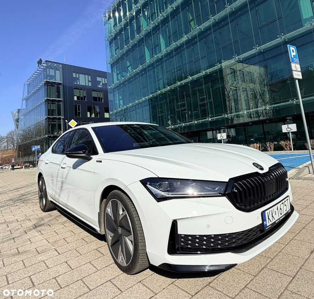 Skoda Superb 2.0 TDI SCR 4x4 Sportline DSG - 27