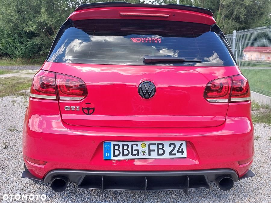 Volkswagen Golf 2.0 GTI - 8