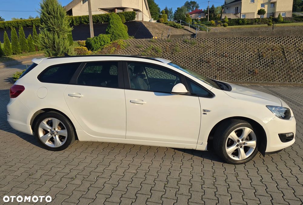 Opel Astra 1.4 T Cosmo - 7