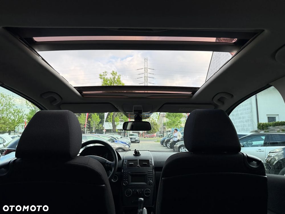 Mercedes-Benz Klasa A 160 BlueEFFICIENCY Elegance - 9